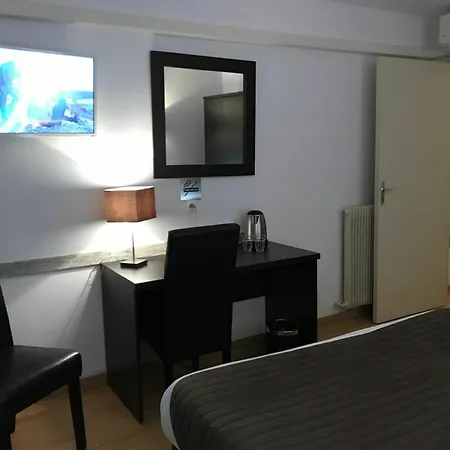 Acqua Dolce Hotel 2*